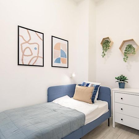 Central Room For Solo Traveller Budapeşte Dış mekan fotoğraf