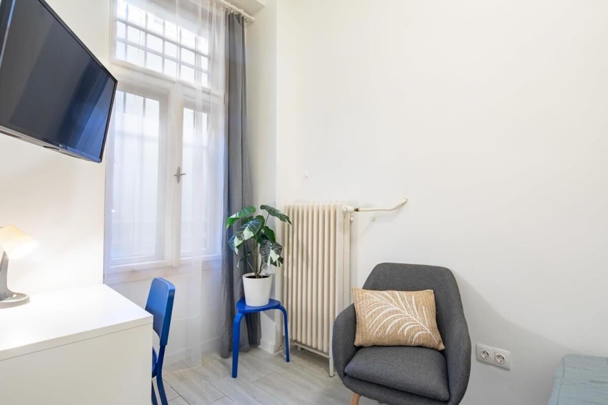Central Room For Solo Traveller Budapeşte Dış mekan fotoğraf