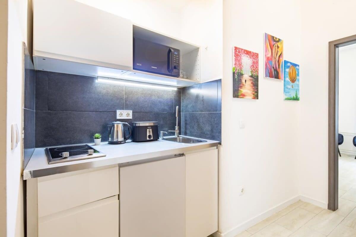 Central Room For Solo Traveller Budapeşte Dış mekan fotoğraf